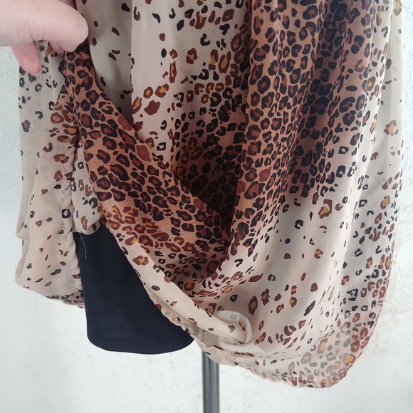 Wet Seal | Leopard Print Mini Dress - Picture 4 of 6